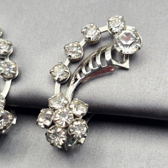 VTG Clip-On Rhinestone Spray Climber Clip-On Earrings 1.25" Silver Tone Cutout - Picture 2 of 7